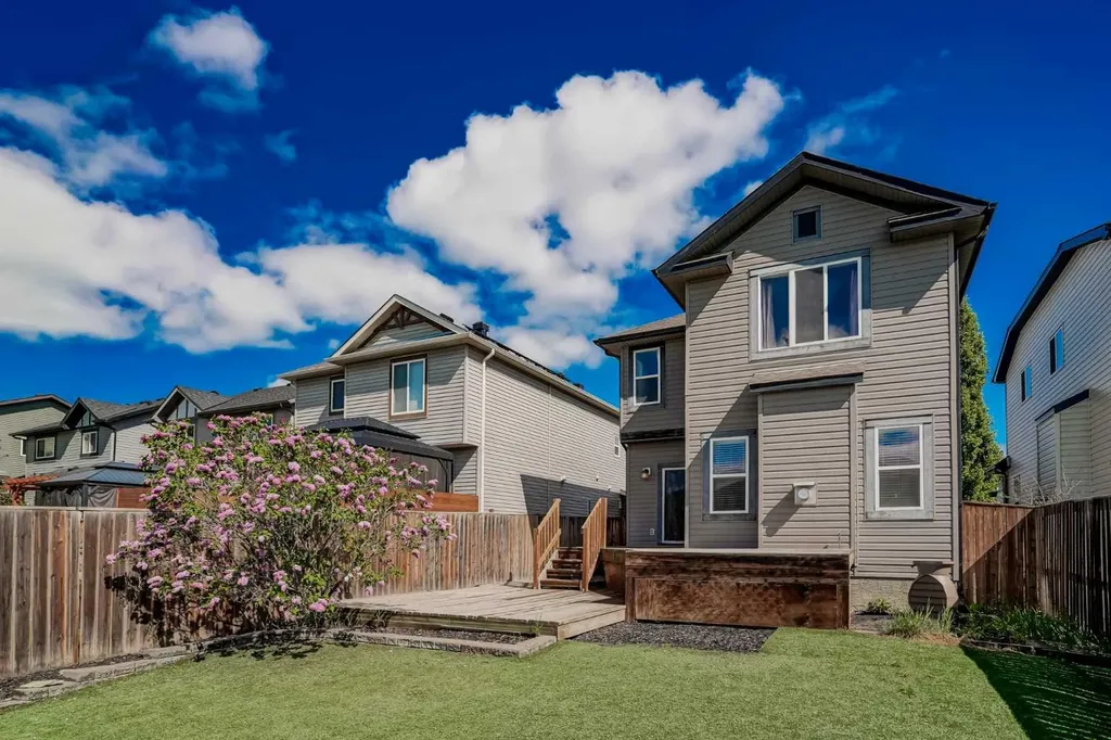 243 Silverado Plains Close SW Calgary AB T2X 0J2