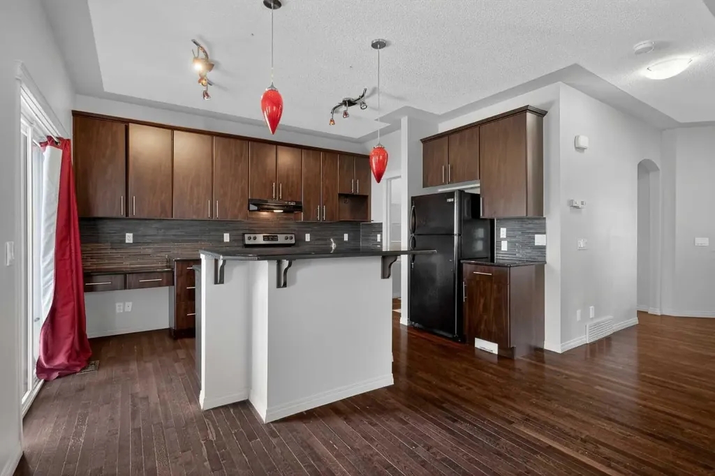 243 Silverado Plains Close SW Calgary AB T2X 0J2
