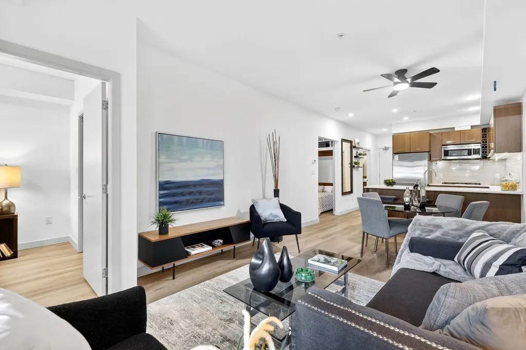 323 20 Avenue SW Calgary AB T2S 2G5