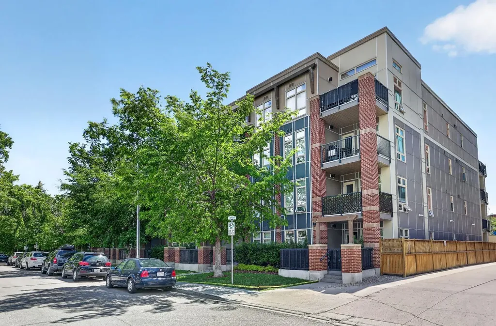323 20 Avenue SW Calgary AB T2S 2G5