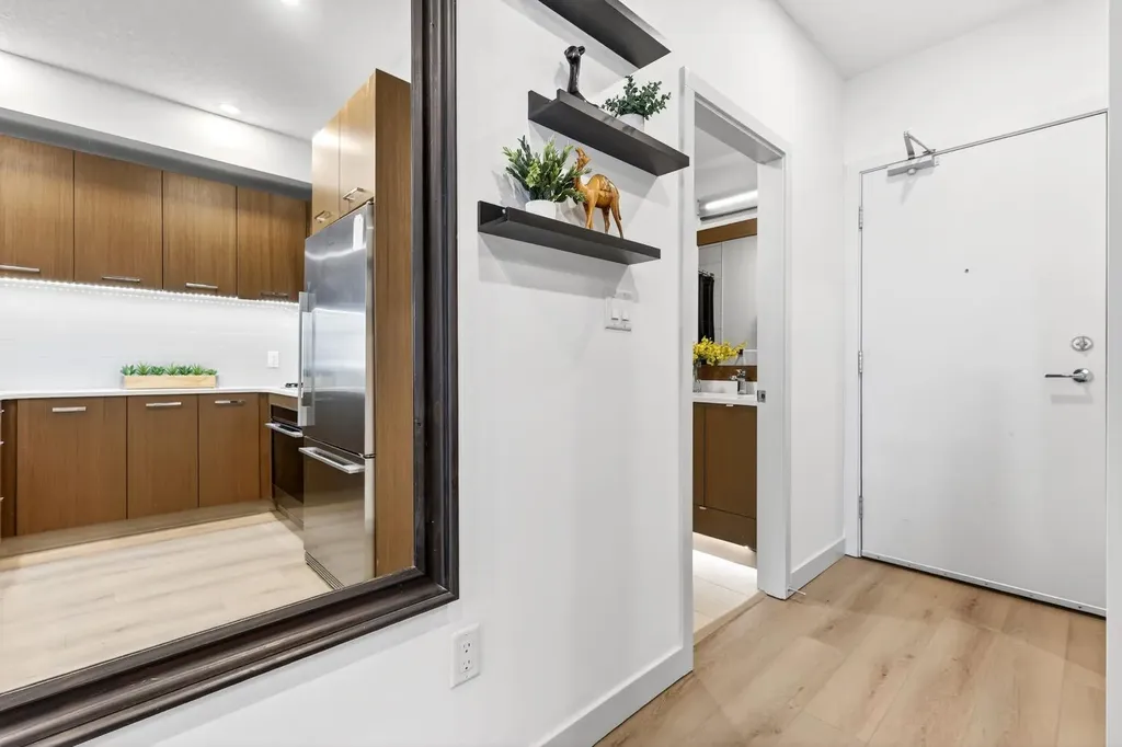 323 20 Avenue SW Calgary AB T2S 2G5