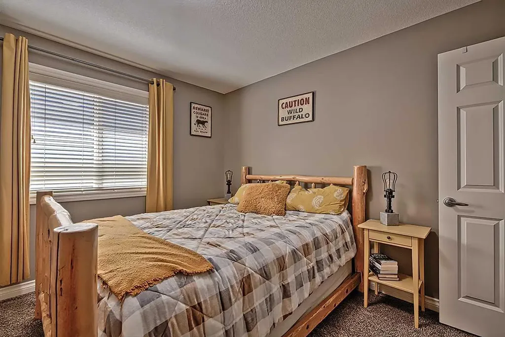 732 Hampton Hills Drive NE High River AB T1V 0E6