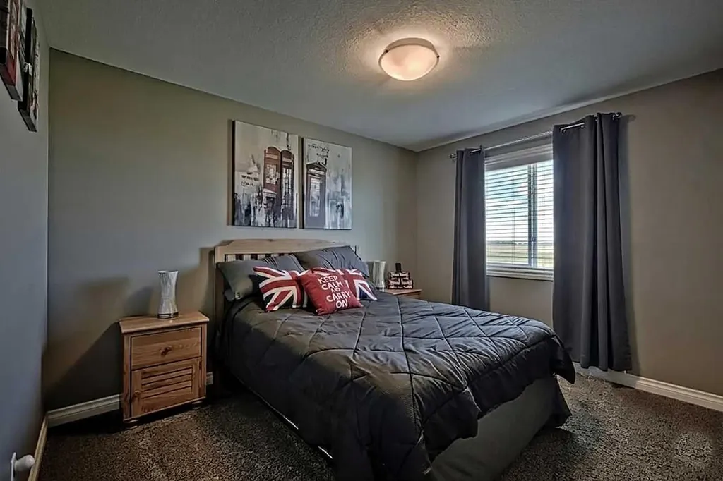 732 Hampton Hills Drive NE High River AB T1V 0E6