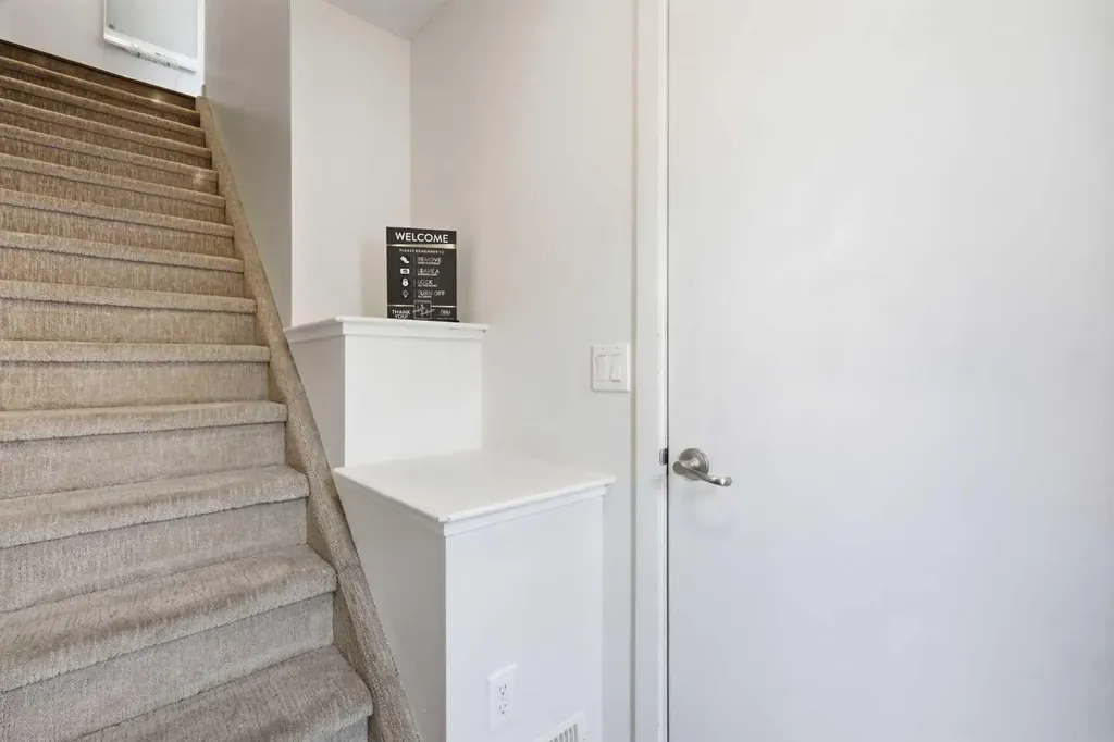 220 Covecreek Circle NE Calgary AB T3K 0W6