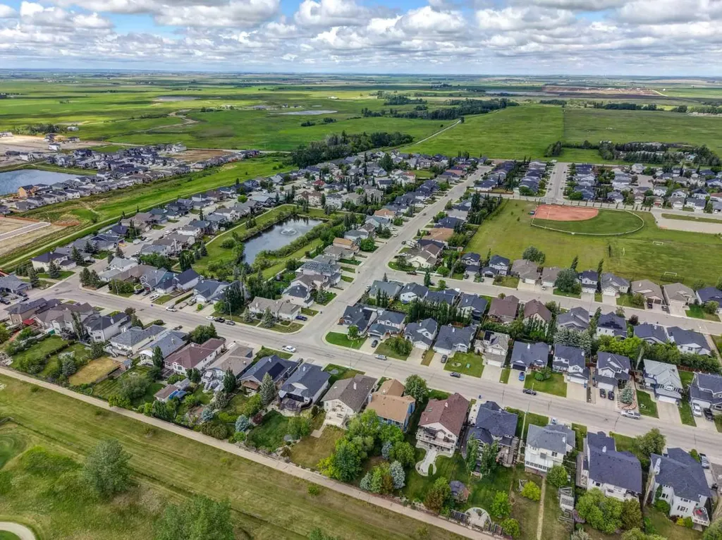 123 Hillview Road Strathmore AB T1P 1W2