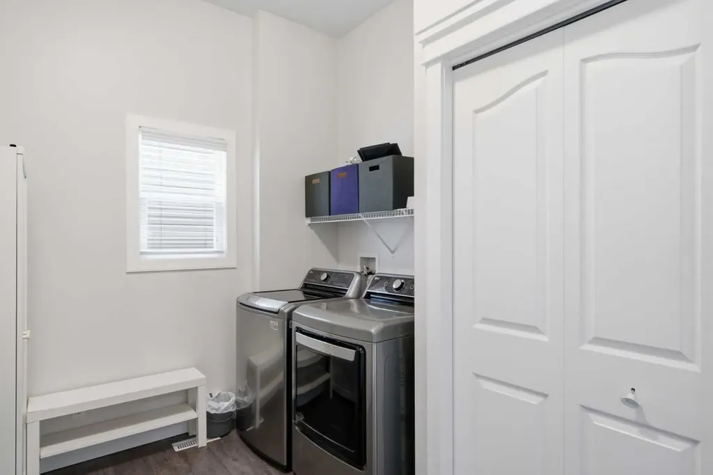 158 Silverado Bank Circle SW Calgary AB T2X 0L1