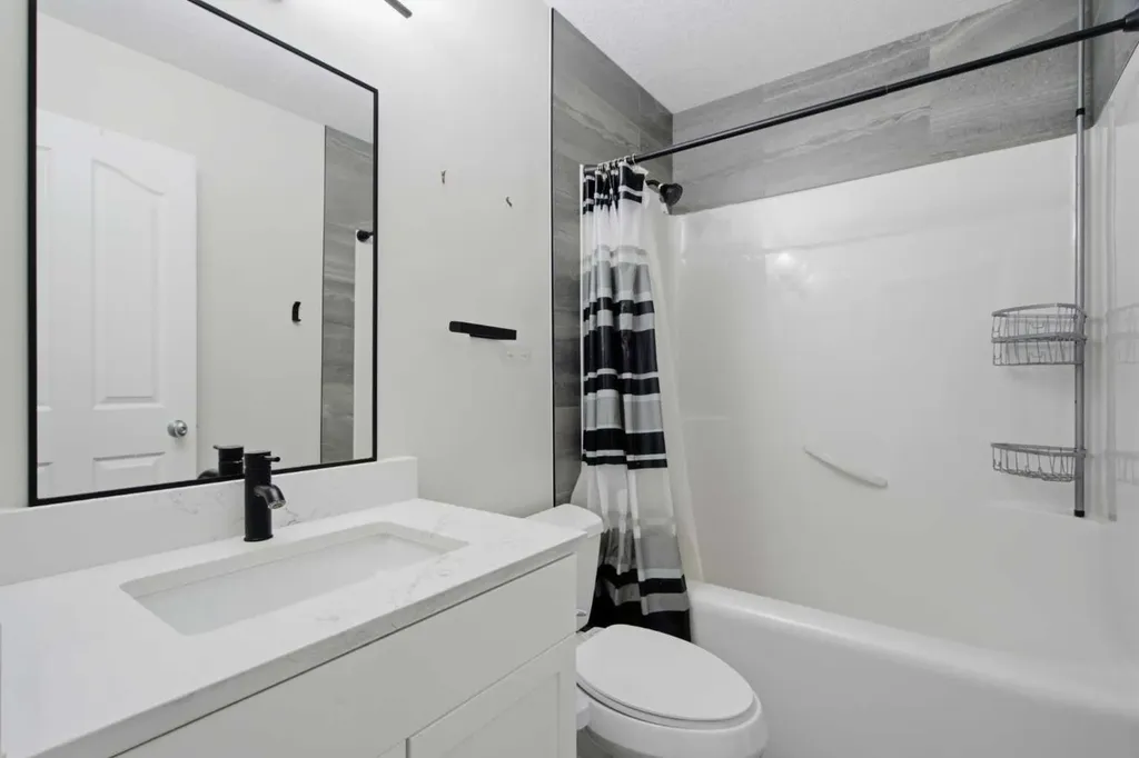 158 Silverado Bank Circle SW Calgary AB T2X 0L1