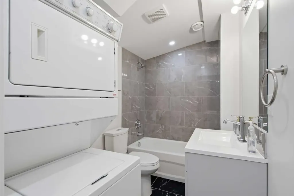 158 Silverado Bank Circle SW Calgary AB T2X 0L1