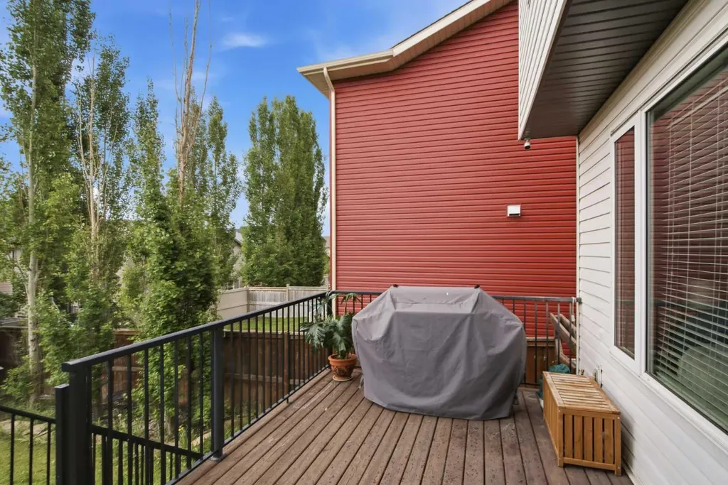 158 Silverado Bank Circle SW Calgary AB T2X 0L1