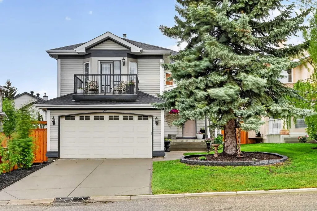 30 Douglasdale Point SE Calgary AB T2Z 3A1