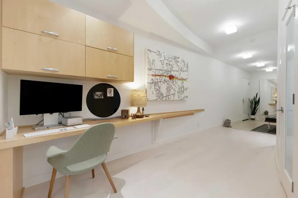 530 12 Avenue SW Calgary AB T2R 0B1