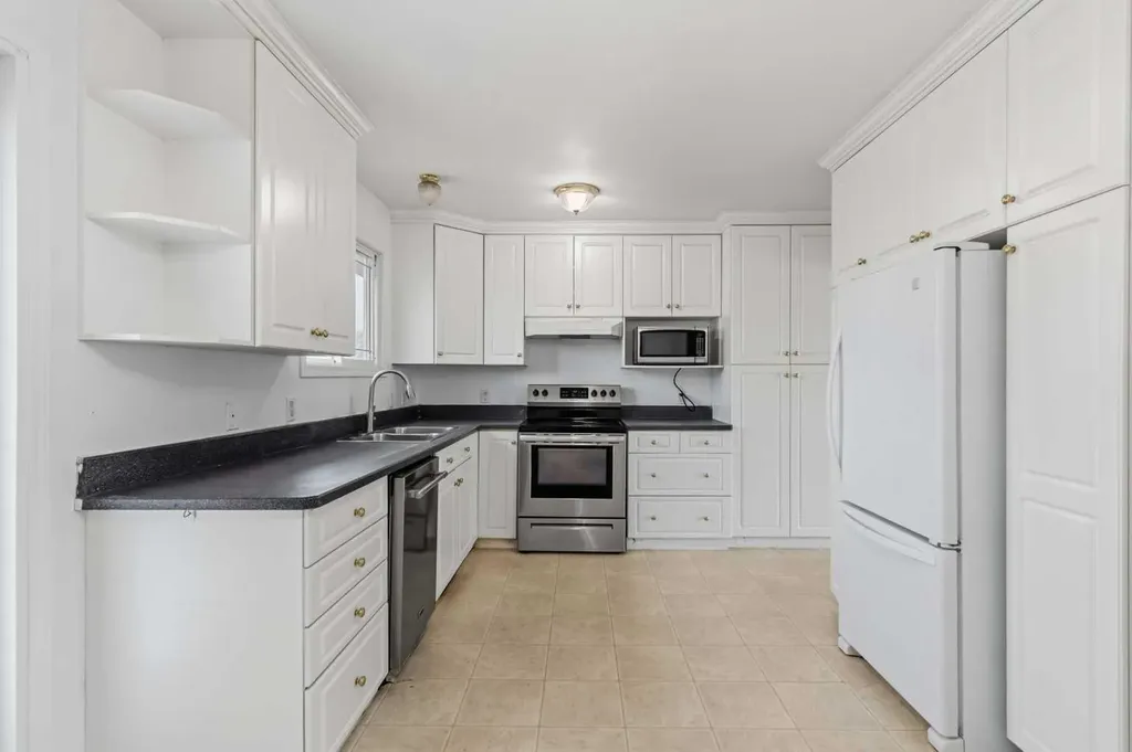 481 Signal Road Fort Mcmurray AB T9H3W4