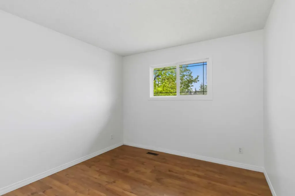 481 Signal Road Fort Mcmurray AB T9H3W4