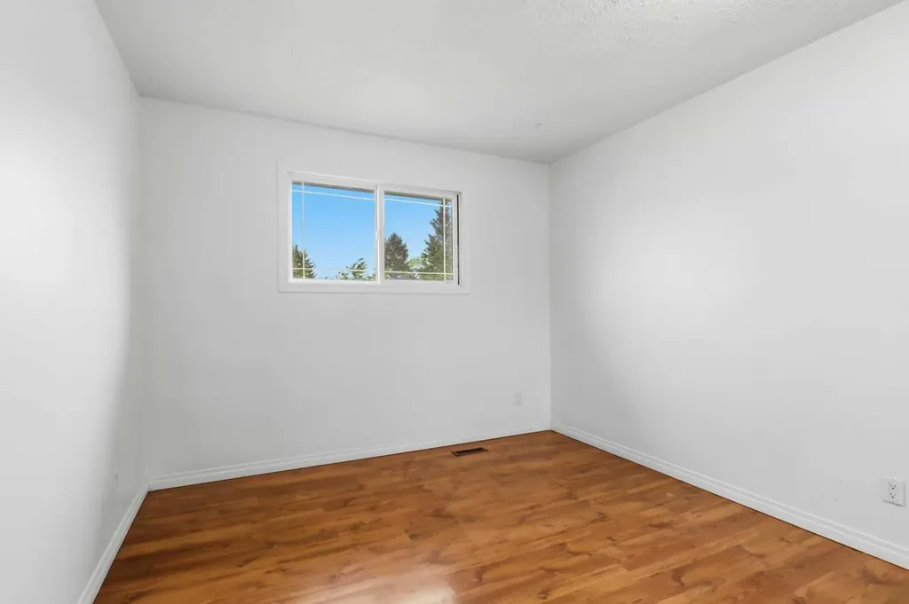 481 Signal Road Fort Mcmurray AB T9H3W4