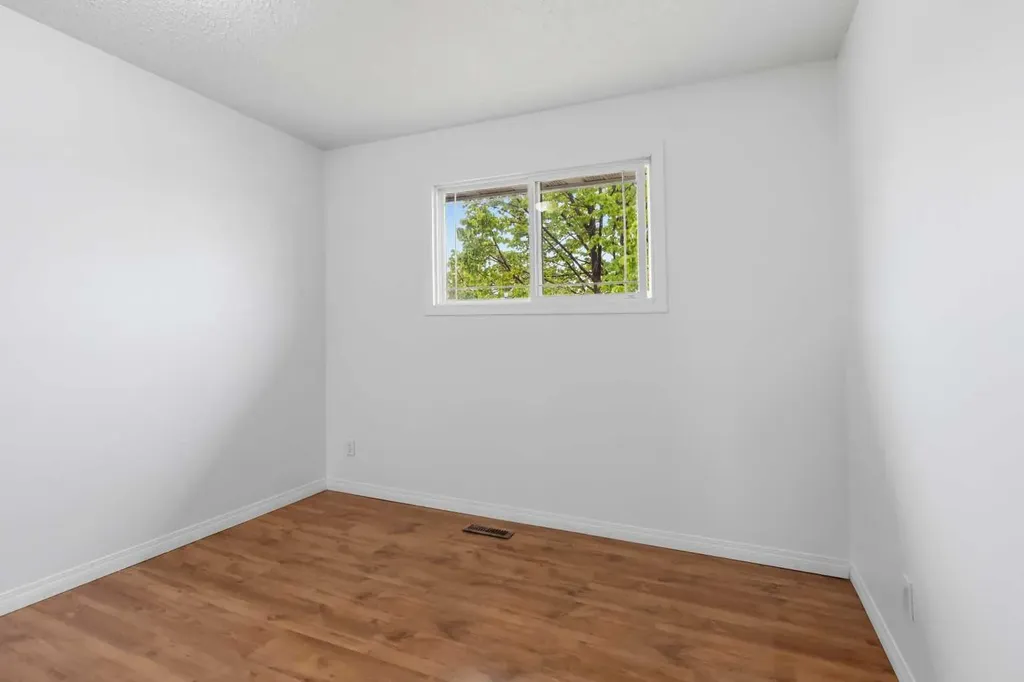 481 Signal Road Fort Mcmurray AB T9H3W4