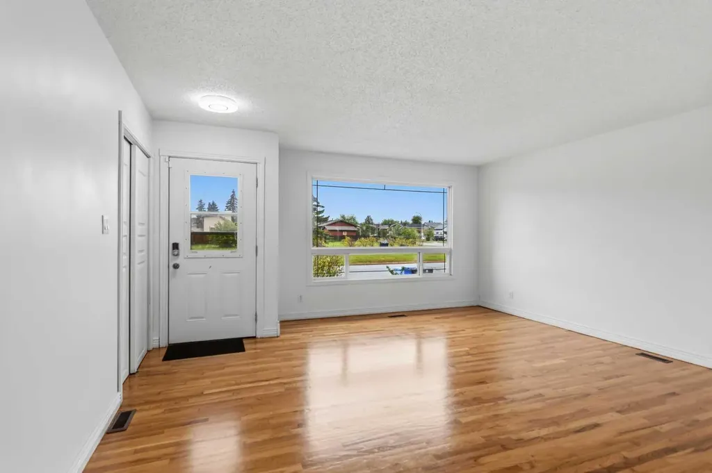 481 Signal Road Fort Mcmurray AB T9H3W4