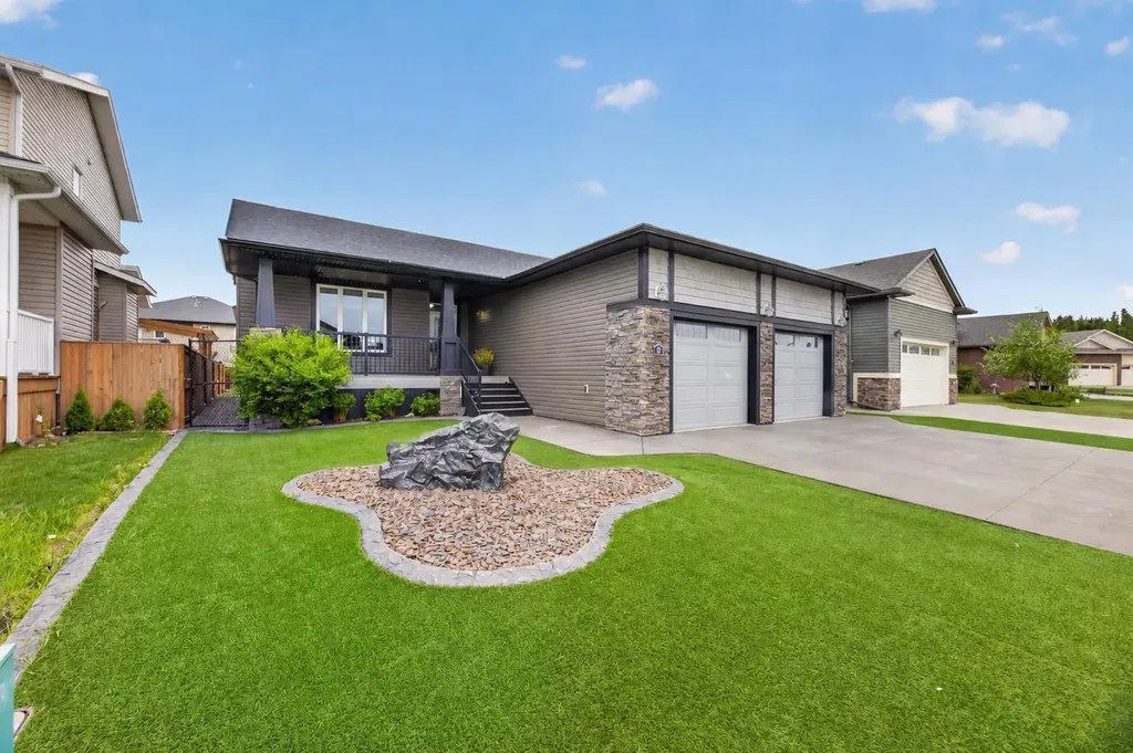 17 Viceroy Crescent Olds AB T4H0C4