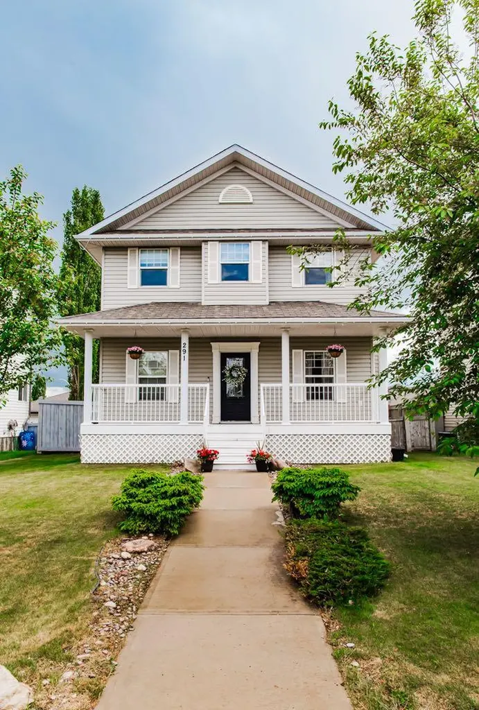 291 Pinnacle Drive Grande Prairie AB T8W 2P8