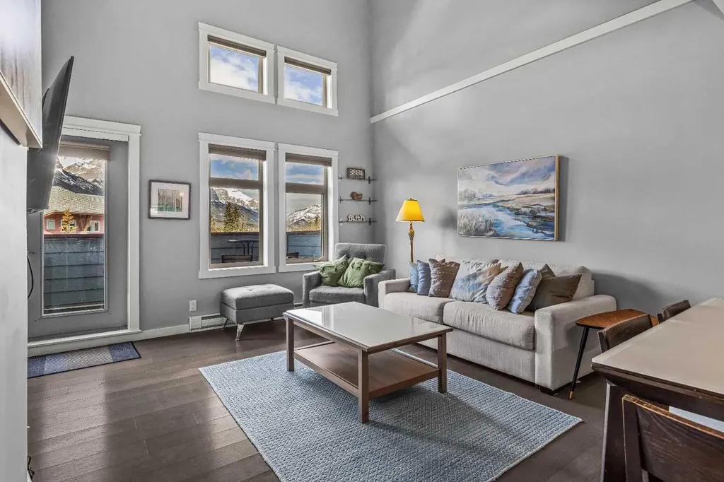 107 Montane Road Canmore AB T1W3J2