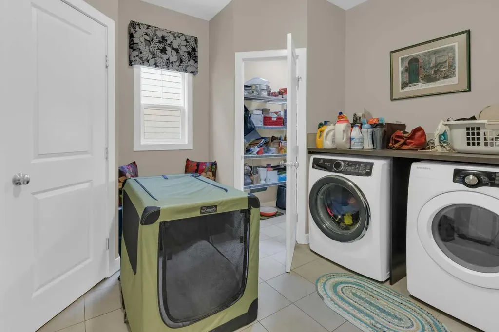 172 Ridge View Close Cochrane AB T4C0P5