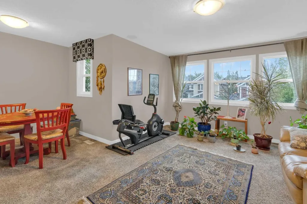 172 Ridge View Close Cochrane AB T4C0P5