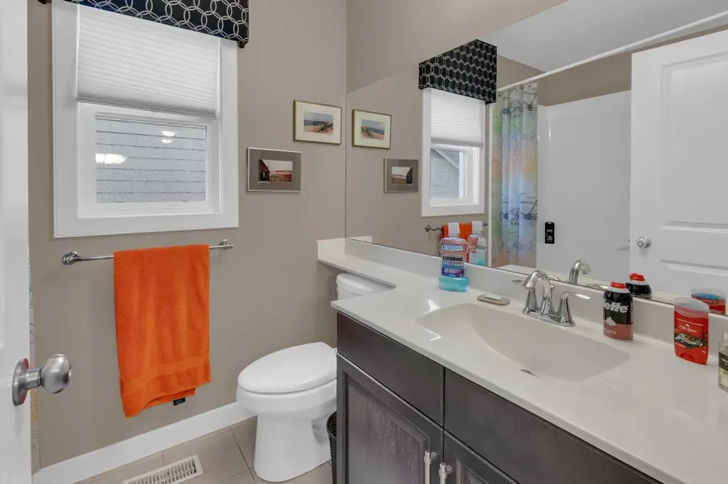 172 Ridge View Close Cochrane AB T4C0P5