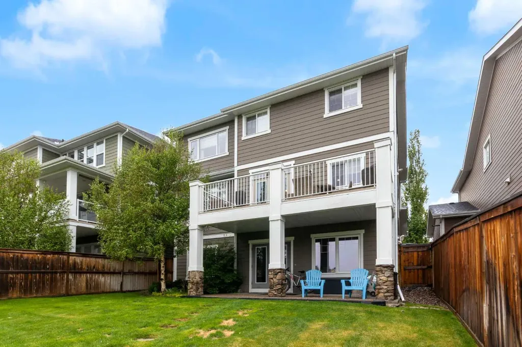 172 Ridge View Close Cochrane AB T4C0P5