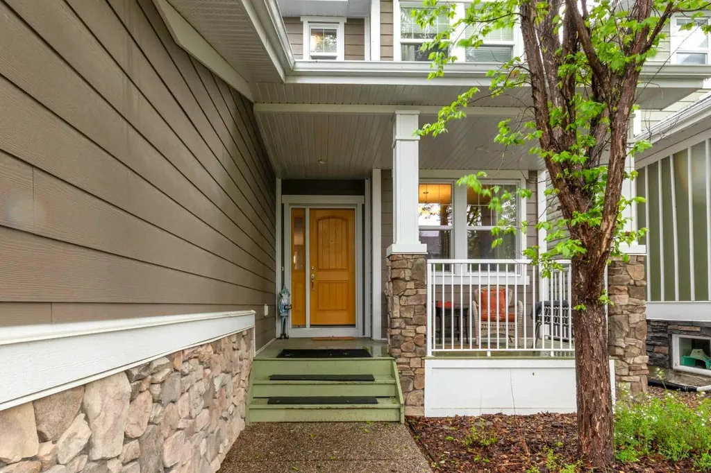 172 Ridge View Close Cochrane AB T4C0P5
