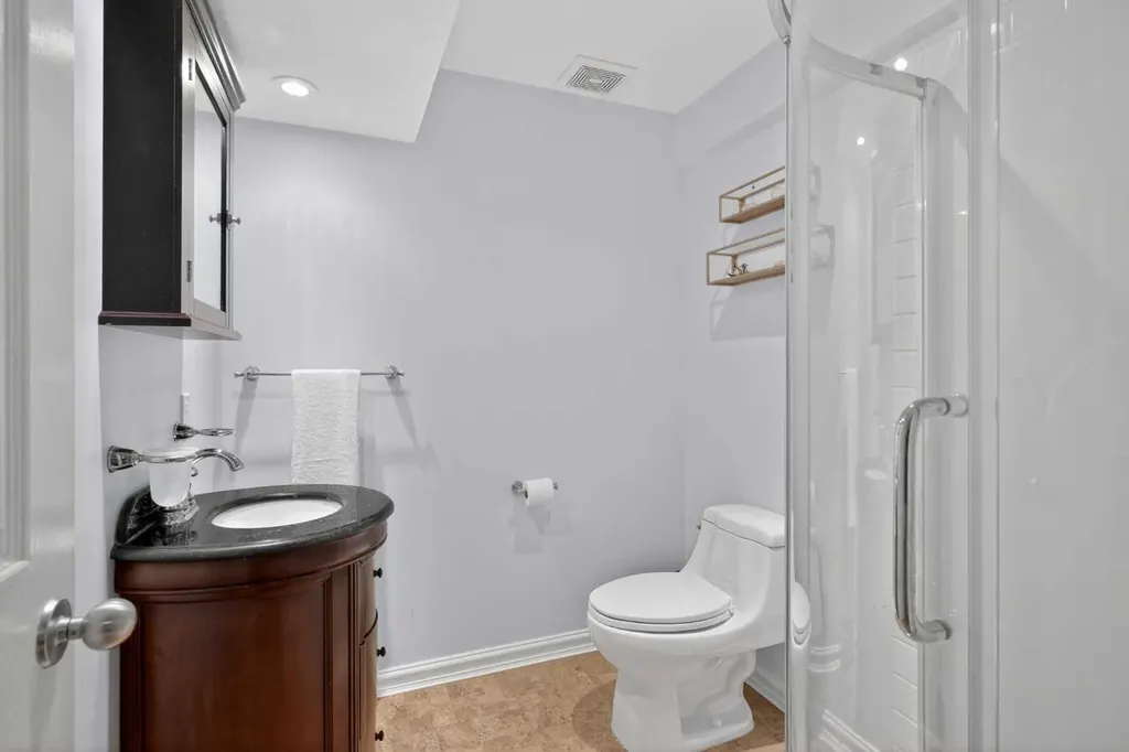 33 Prestwick Rise SE Calgary AB T2Z 4A6