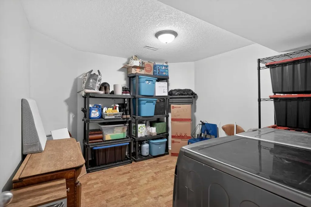 33 Prestwick Rise SE Calgary AB T2Z 4A6