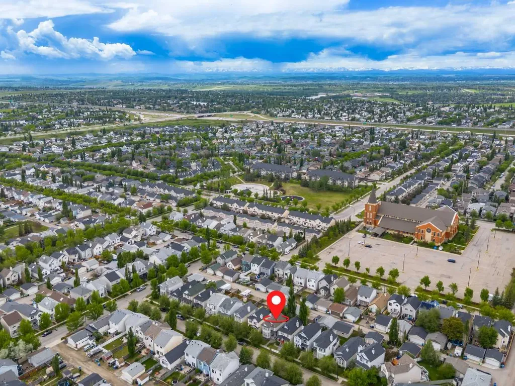 33 Prestwick Rise SE Calgary AB T2Z 4A6