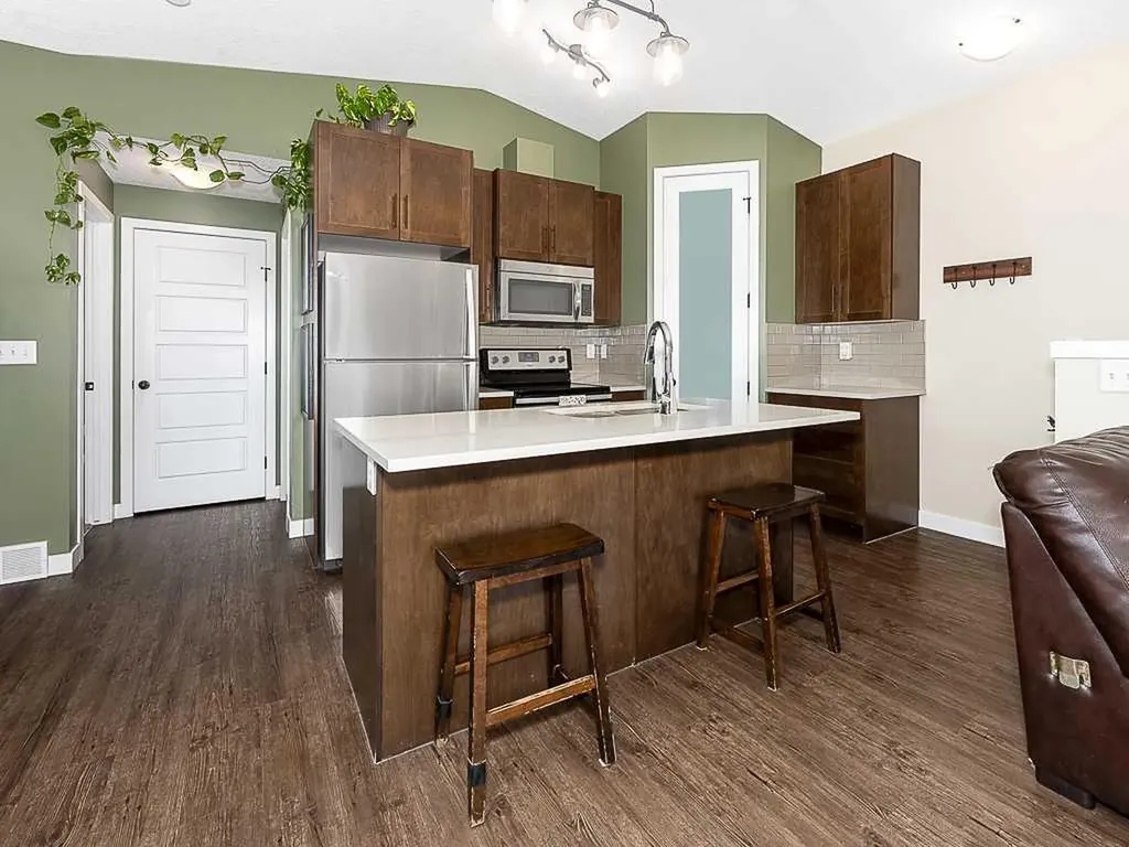 2461 Baysprings Link SW Airdrie AB T4B 4C6