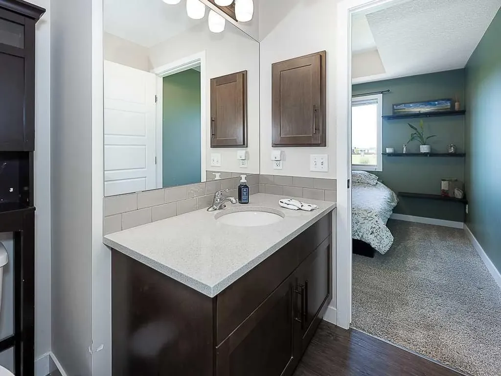 2461 Baysprings Link SW Airdrie AB T4B 4C6