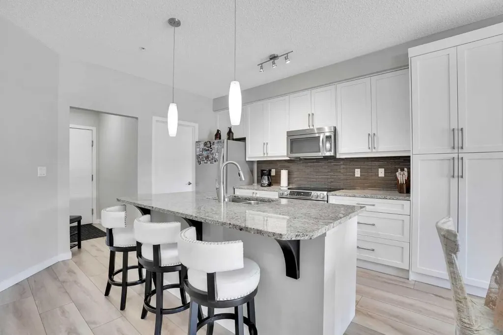 402 Marquis Lane SE Calgary AB T3M 2G7