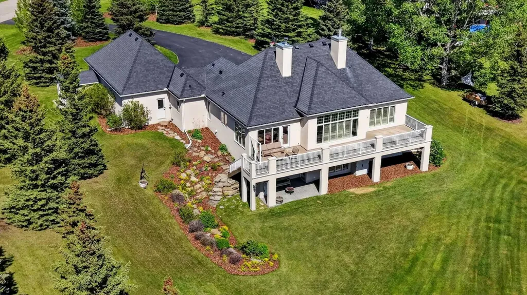 27 Hillcrest Estates Rural Rocky View County AB T3Z 2B9