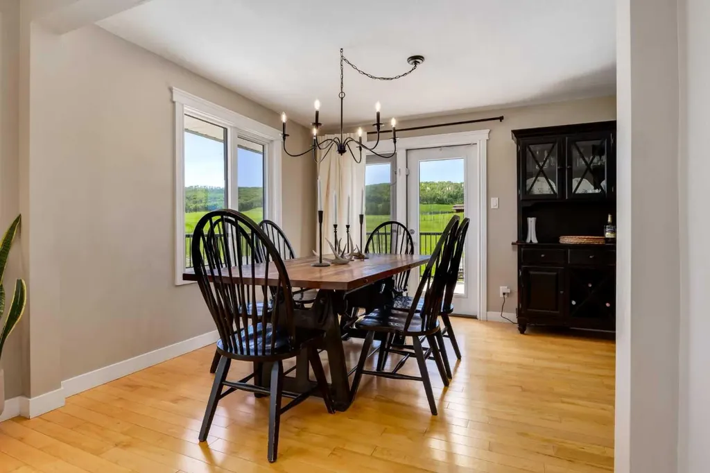 210037 274 Avenue W Rural Foothills County AB T1S 3C1