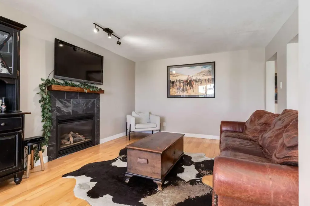 210037 274 Avenue W Rural Foothills County AB T1S 3C1