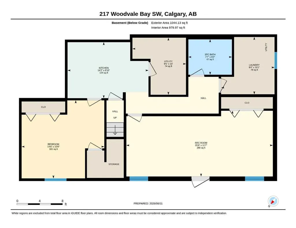 217 Woodvale Bay SW Calgary AB T2W 3L4