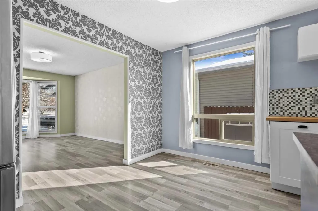 72 Marquis Place SE Airdrie AB T4A 1Z1