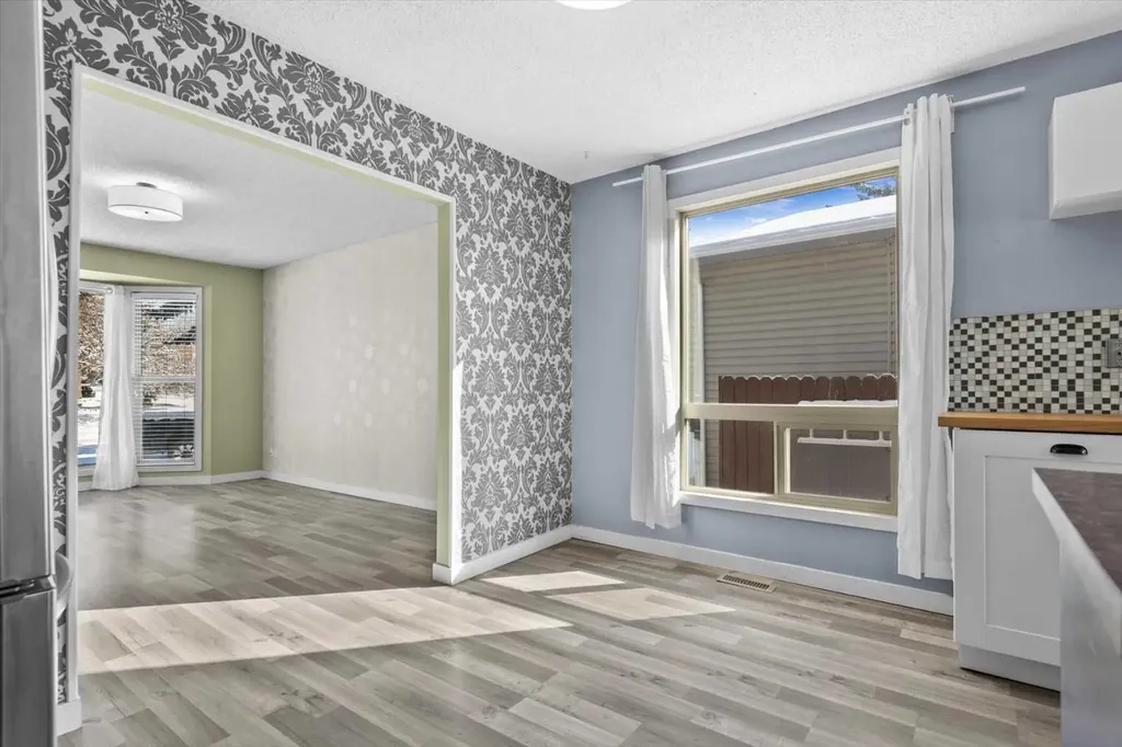 72 Marquis Place SE Airdrie AB T4A 1Z1