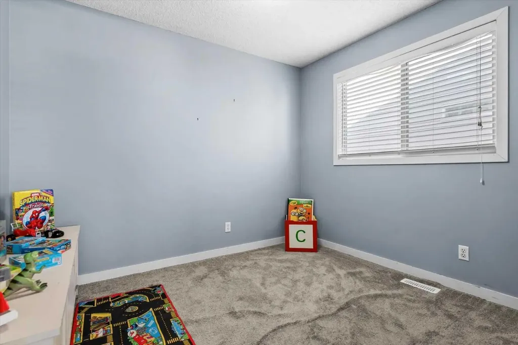 72 Marquis Place SE Airdrie AB T4A 1Z1