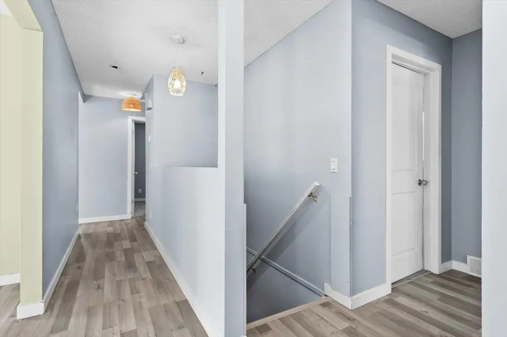 72 Marquis Place SE Airdrie AB T4A 1Z1