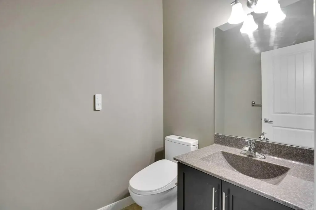 3 Sunset Court Cochrane AB T4C0G3