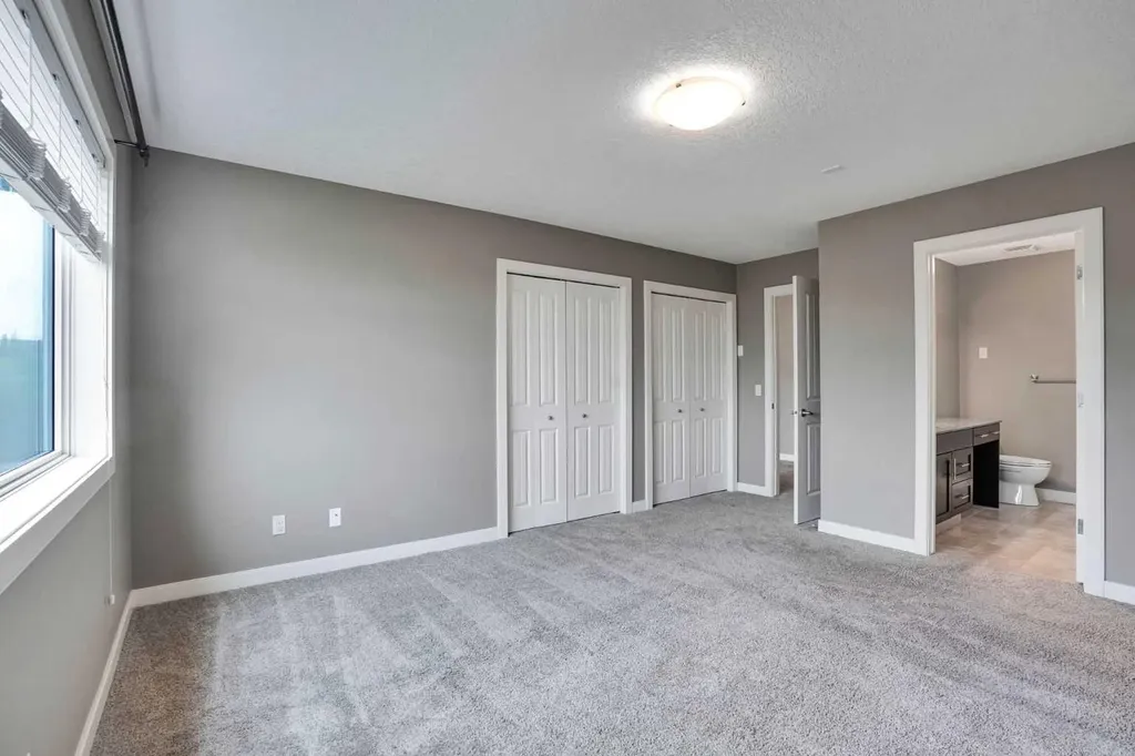 3 Sunset Court Cochrane AB T4C0G3