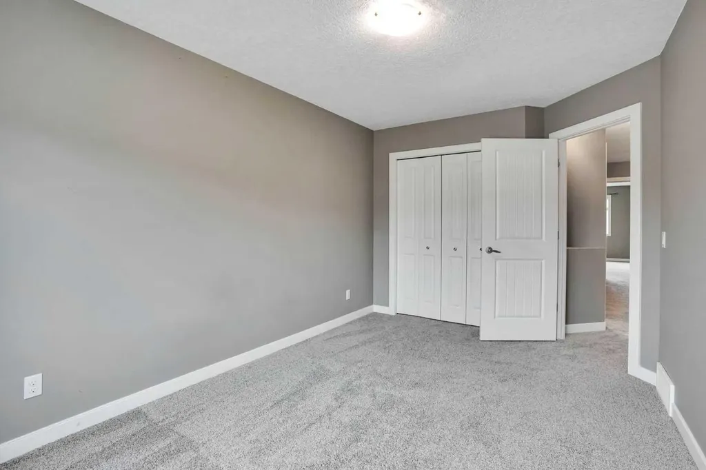 3 Sunset Court Cochrane AB T4C0G3