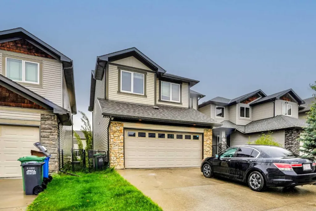 3 Sunset Court Cochrane AB T4C0G3