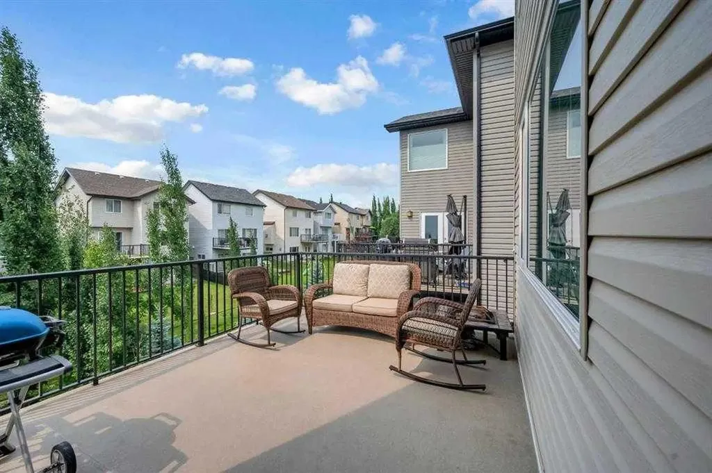 3 Sunset Court Cochrane AB T4C0G3