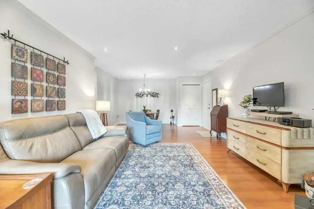 10120 Brookpark Boulevard SW Calgary AB T2W 3G3