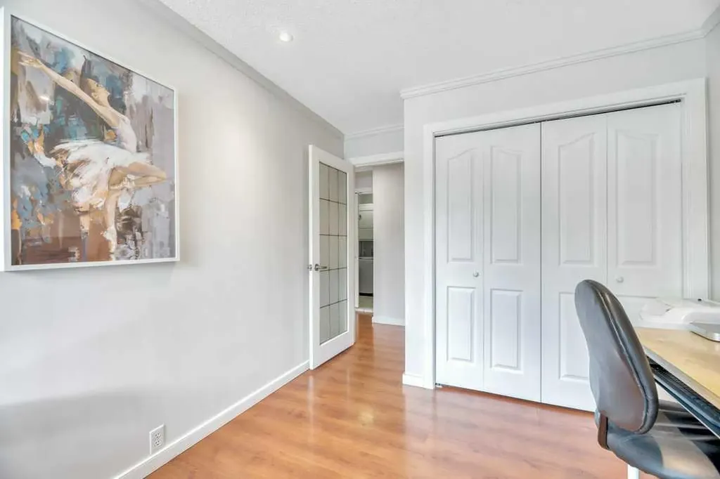 10120 Brookpark Boulevard SW Calgary AB T2W 3G3