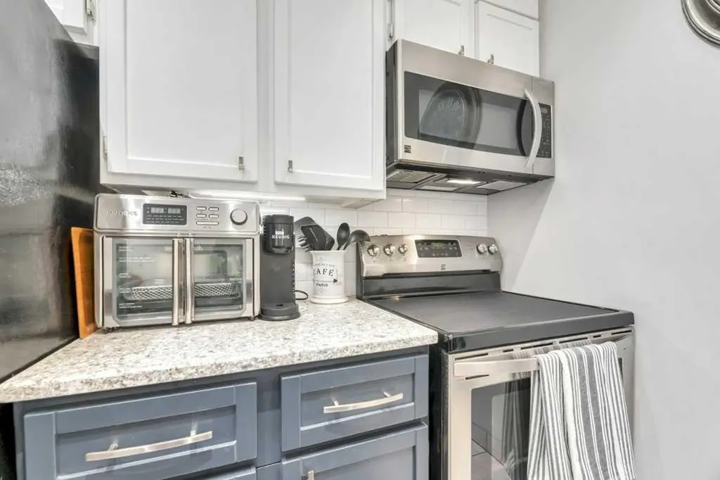 10120 Brookpark Boulevard SW Calgary AB T2W 3G3